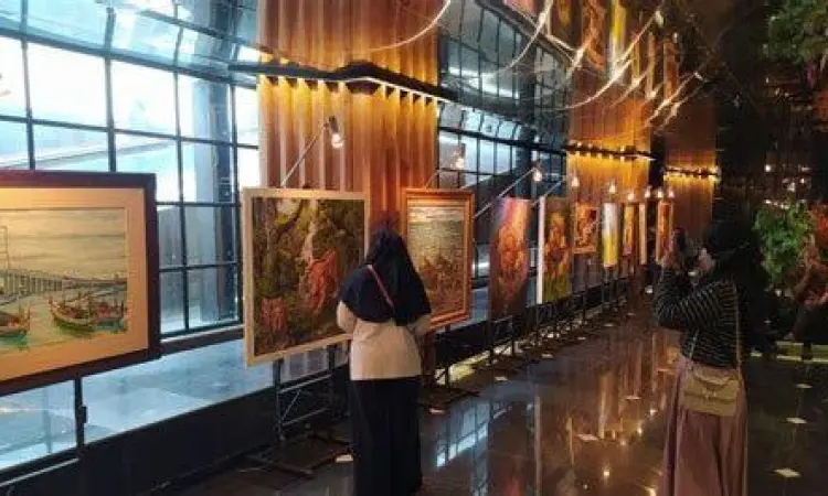 Galeri Seni Bawah Tanah Surabaya Pameran lukisan di basement Alun Alun Surabaya