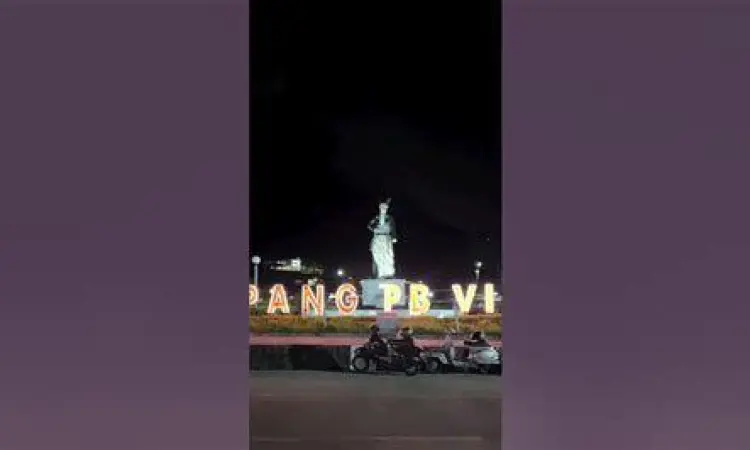 Suasana malam hari di Simpang PB VI Selo Boyolali