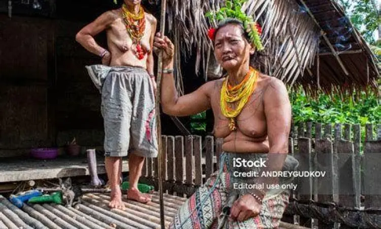 Suku Mentawai Penduduk asli Mentawai di Sumatera Barat