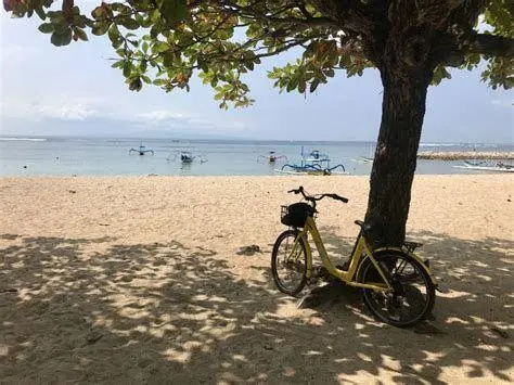 Sanur Beach Walk Jalur sepeda di tepi Pantai Sanur Bali