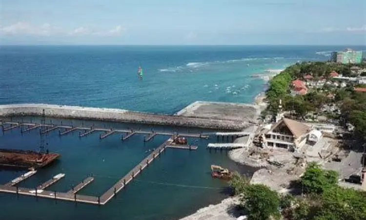 Gedung Pelabuhan Sanur yang baru dan modern