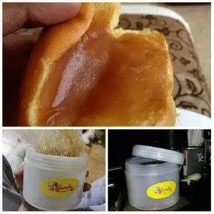 Selai Srikaya Roti Ganda Proses pengolesan selai srikaya di Roti Ganda