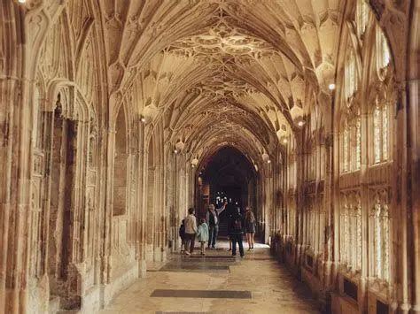 Gloucester Cathedral Cloisters Koridor Katedral Gloucester sebagai sekolah Hogwarts asli