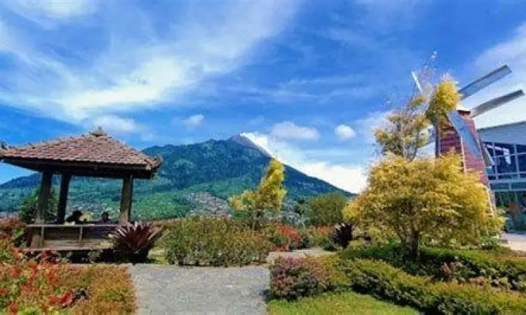 Pagi Hari di Selo Suasana pagi hari di kawasan wisata Selo