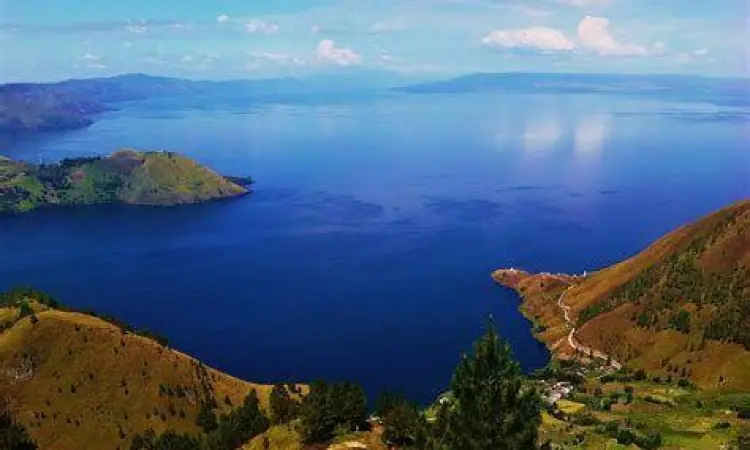 Keindahan Danau Toba Pemandangan Danau Toba di Sumatera Utara