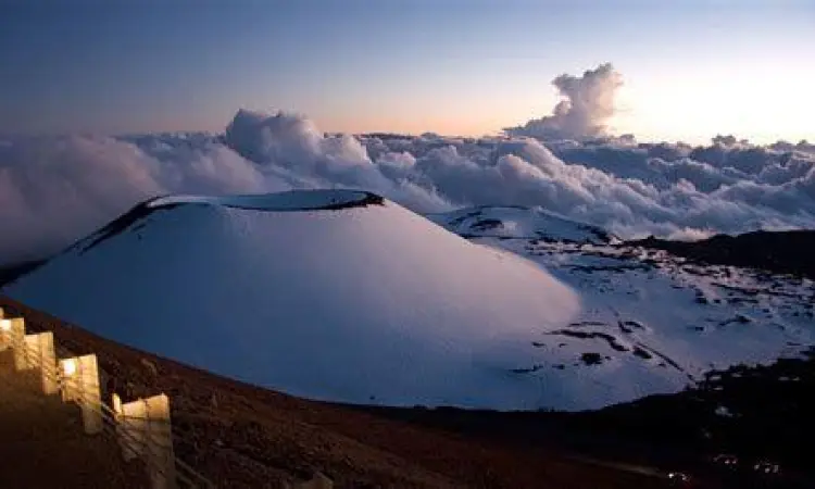 Salju Mauna Kea Salju di puncak Mauna Kea Hawaii