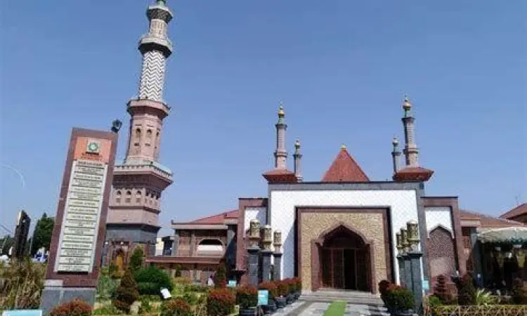Sejarah Masjid Raya At-Taqwa Cirebon