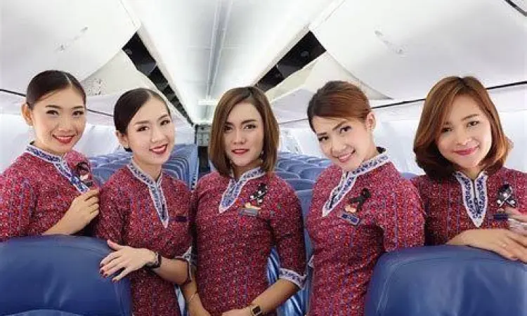 latihan keselamatan pramugari lion air