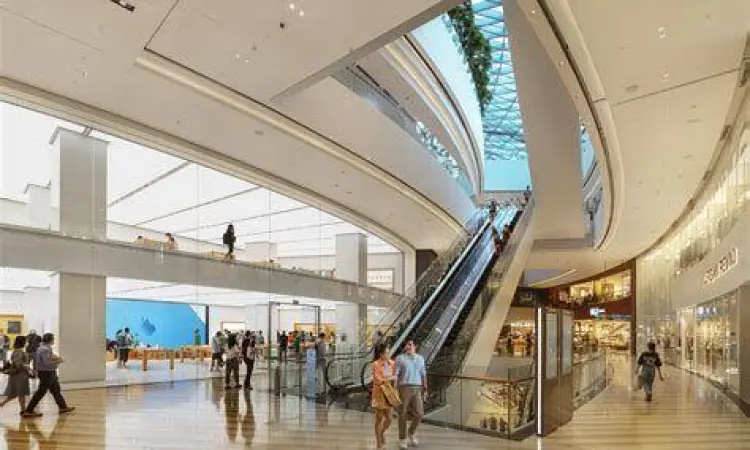 Area belanja di Jewel Changi Airport