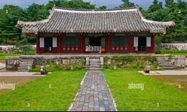 Museum Koryo di Kaesong North Korea yang menampilkan arsitektur tradisional Goryeo