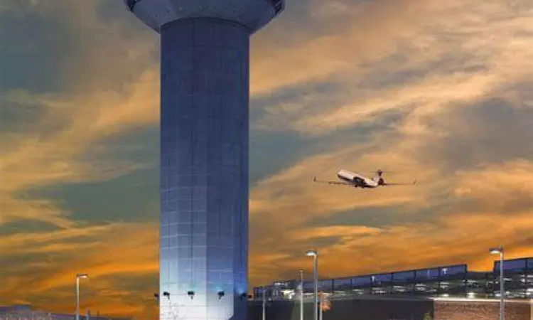 Menara pengawas lalu lintas udara