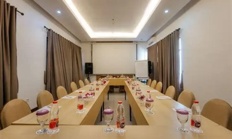 Ruang rapat profesional di Hotel Horison Pasuruan