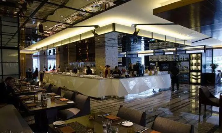 Restoran Sana Sini dengan konsep buffet premium