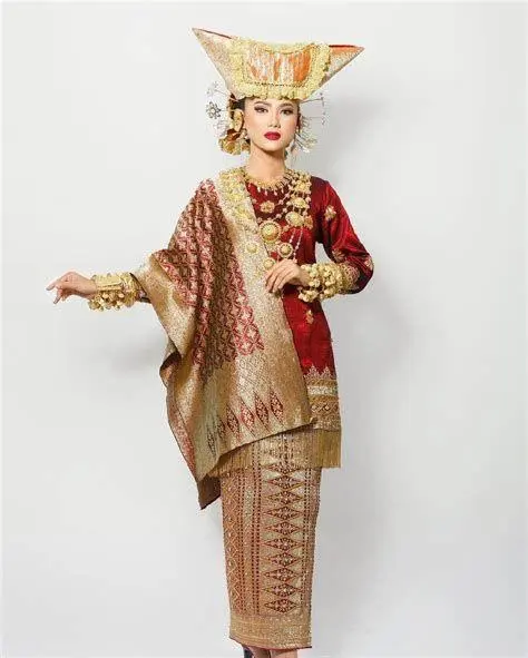 Kostum Saudagar Malin Kundang Baju saudagar kaya dengan bordir emas untuk karakter malin kundang