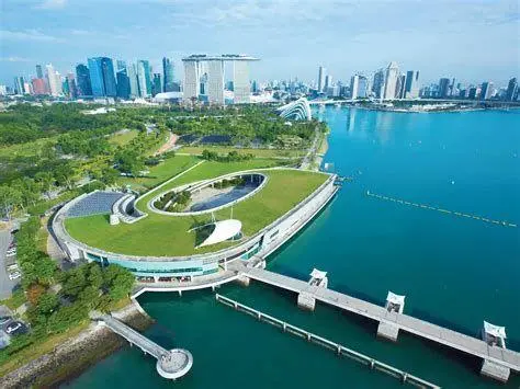 Marina Barrage Marina Barrage sebagai pusat manajemen air di Singapura